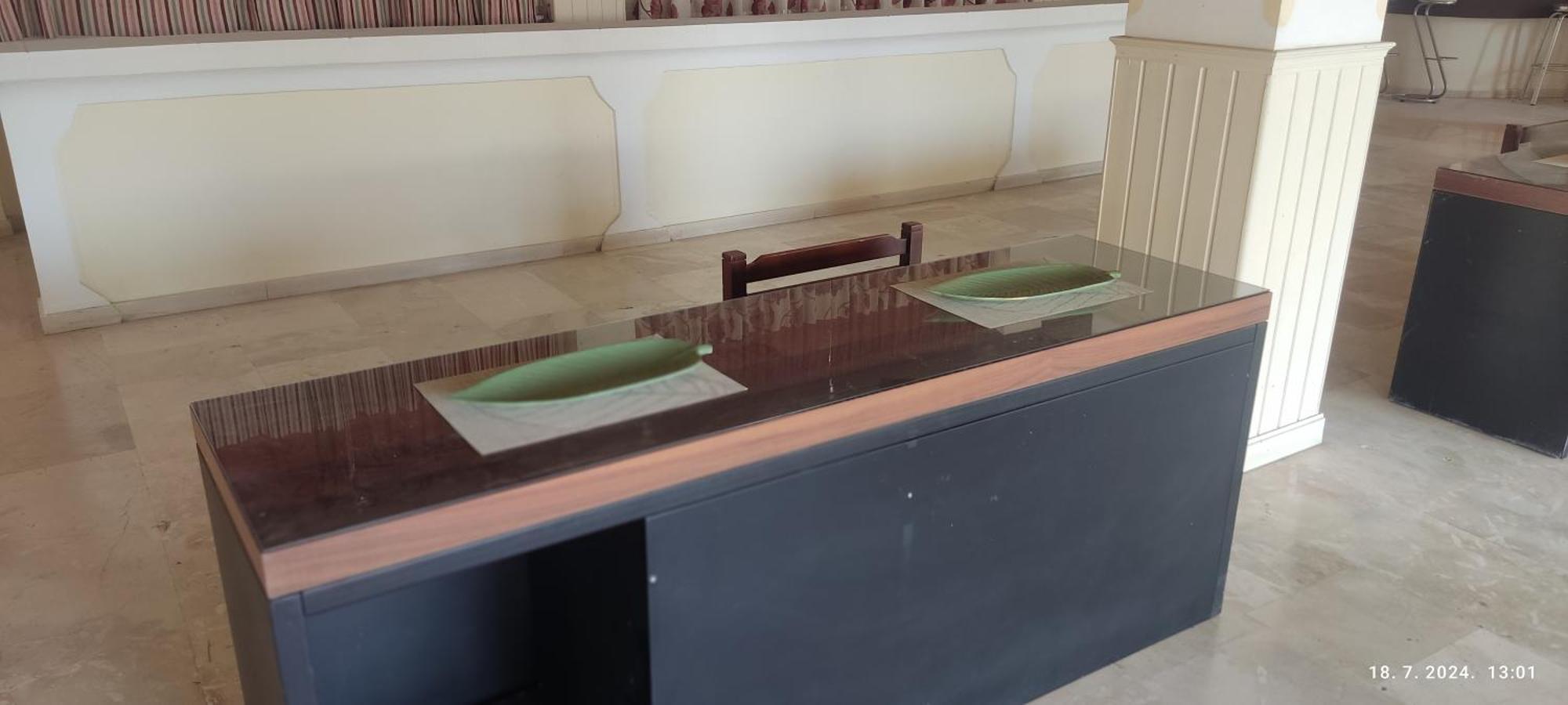 Pantheon Hall Hotel Mesongi Bagian luar foto