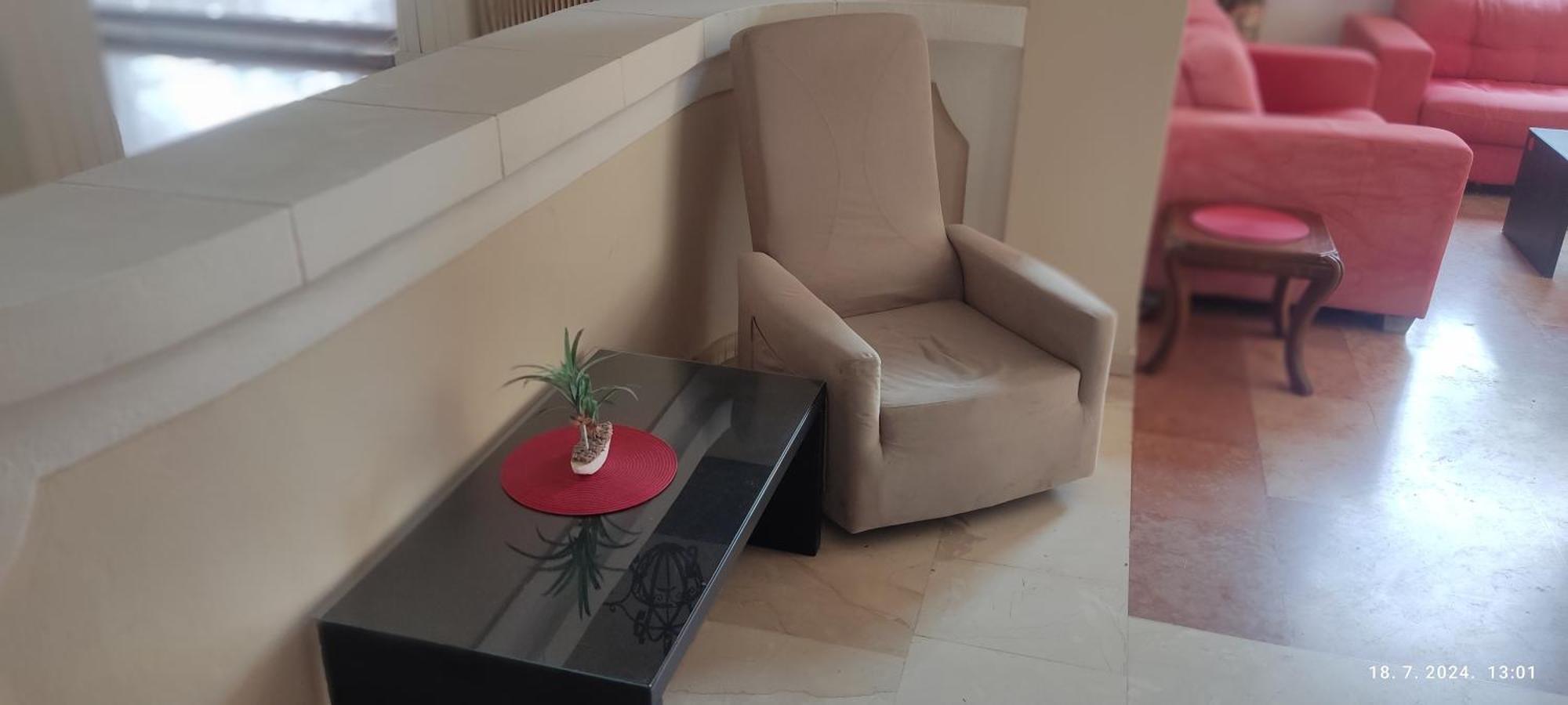 Pantheon Hall Hotel Mesongi Bagian luar foto